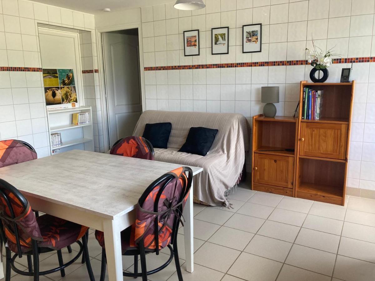 Les Gites Des Noyerettes Besayes Exterior photo